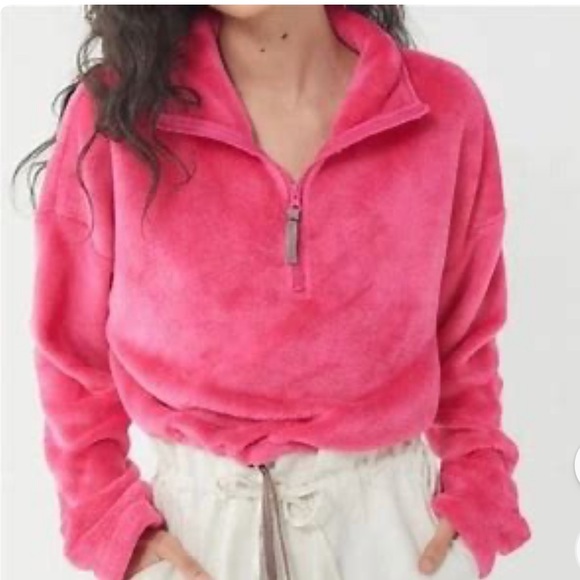 Urban Outfitters Tops - SOLD-Urban Outfitters Angela Fleece Cropped Pullover